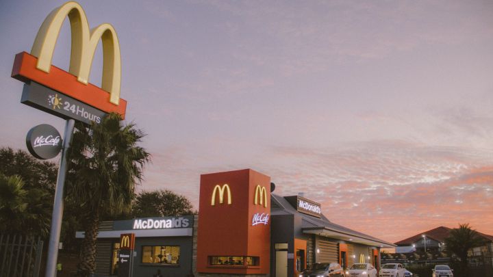 Una exempleada de McDonald's desvela por qué el McAuto es más rápido que el interior del restaurante