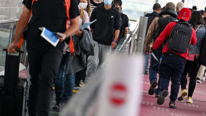 España elimina el pasaporte COVID: ¿desde qué países no será obligatorio presentarlo?
