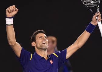 Djokovic overpowers Murray to take Australian Open title