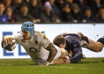England get off to winning start
