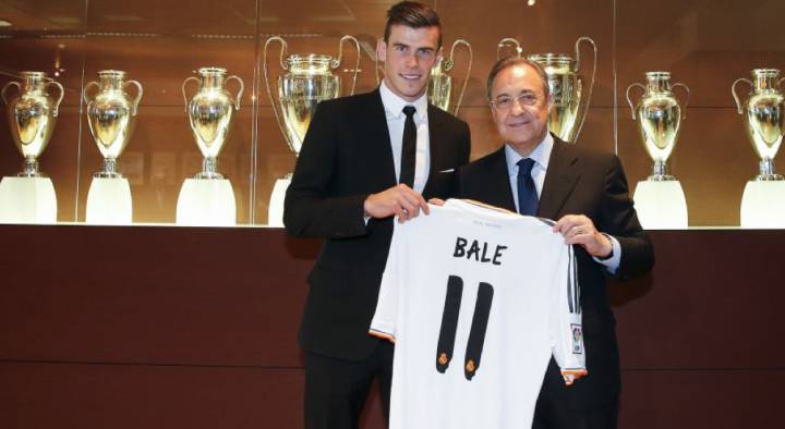 El fichaje de Bale con Florentino Pérez, el día de su presentación