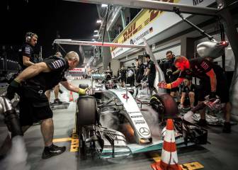 Hamilton and Rosberg get first taste of new Mercedes