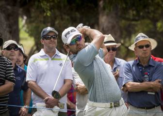 Oosthuizen holds steady to claim Perth International