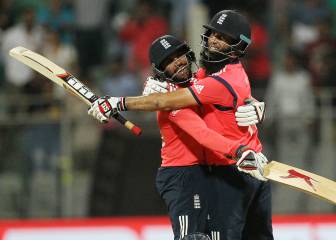 England post record run-chase to stun South Africa at T20