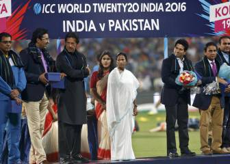 Waqar gives heartfelt apology and offers to resign