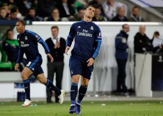Real Madrid face Champions League exit after 2-0 loss