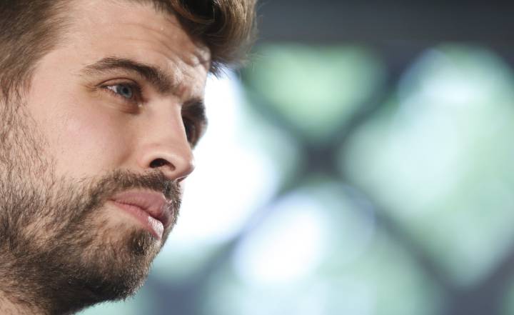 Pique: "A club like Barca cannot lose a title race like this"