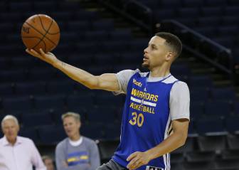 Curry and Irving seek shooting form in Finals