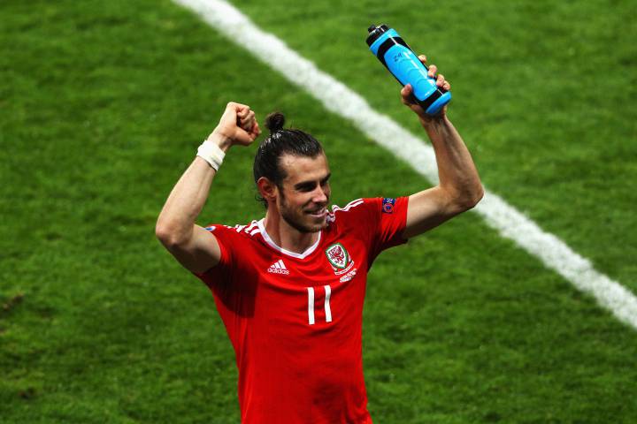 Euro 2016 How And Where Can I Watch Wales Northern Ireland Times Tv Online As Com