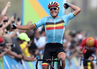 Van Avermaet caps heady summer with gold