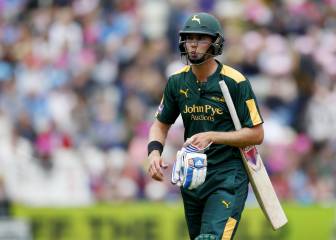 Anderson and Broad out for tail end of the English season