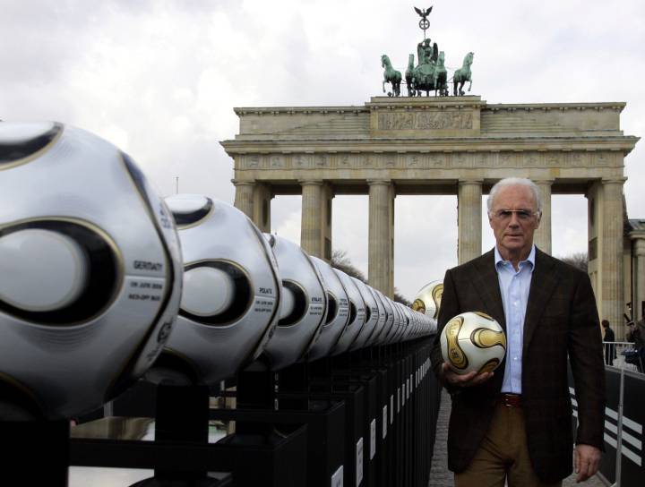 Beckenbauer's role in 2006 World Cup bid under scrutiny