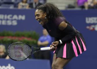 Favourites march on at US