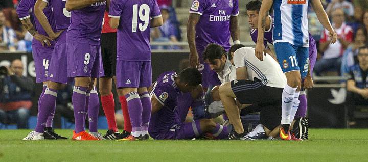 What games will Casemiro miss with his injury?