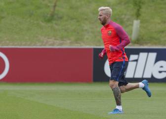 Messi wants a release clause in his new contract - report