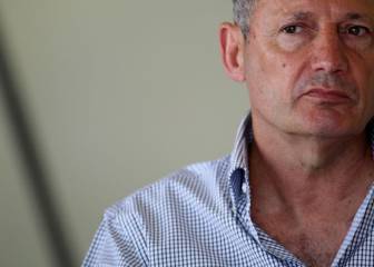 McLaren boss Ron Dennis forced to quit role