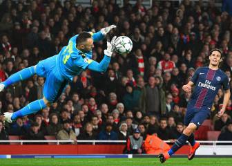 Arsenal draw with PSG, battle for top spot goes to final match