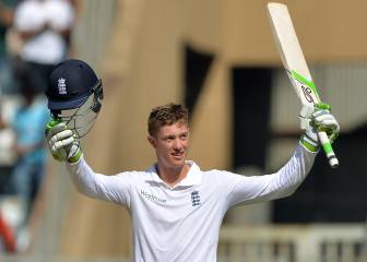 Jennings grabs debut 100 for England before India hit back