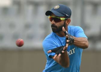 India and England call off training amid cyclone chaos