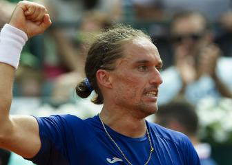 Dolgopolov stuns Nishikori in Buenos Aires