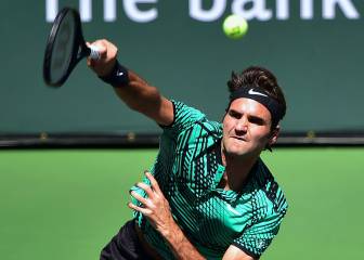 Federer and Wawrinka set all-Swiss final at Indian Wells