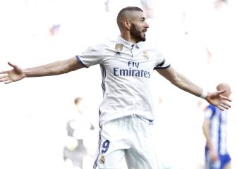 Real Madrid stay top after not-so-routine rout of Alavés