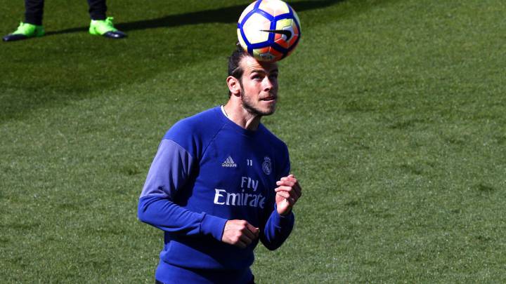 Gareth Bale returns to Real Madrid squad for Barcelona clash
