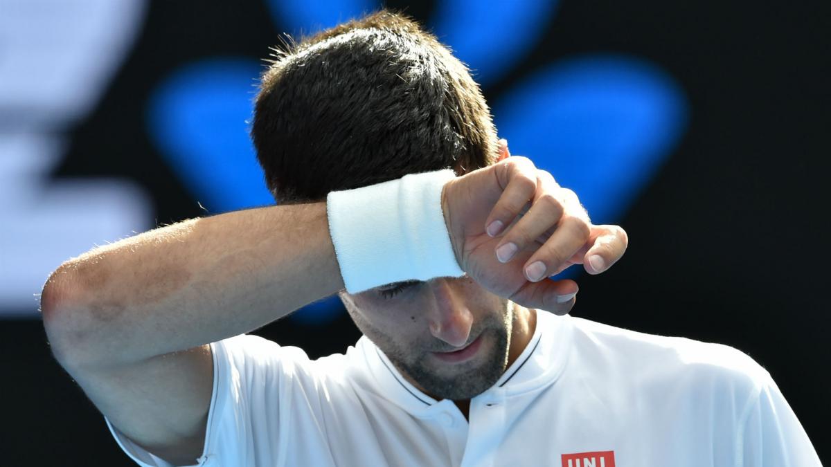Djokovic parts company with entire coaching team
