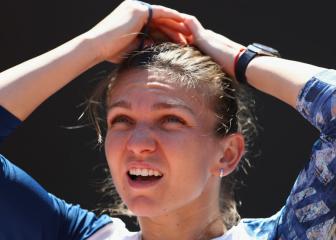 French Open favourite Simona Halep 50-50 with ankle injury