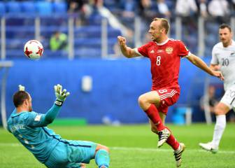 Russia cruise to victory in tournament opener