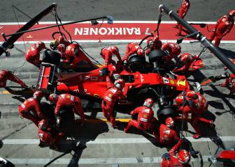 Motor racing-Ferrari continue with tobacco sponsor