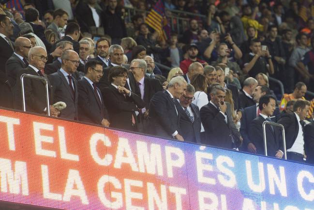 Лапорта подписал вотум недоверия руководству Барселоны - изображение 1
