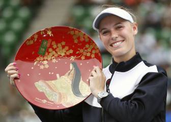 Wozniacki retains Tokyo title