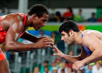 Iranian wrestler throws bout to avoid match against an Israeli