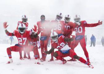 Buffalo Bills or Bedford Falls? NFL Sunday looks a lot like Christmas