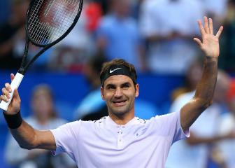 Roger Federer keeps Swiss rolling at the Hopman Cup