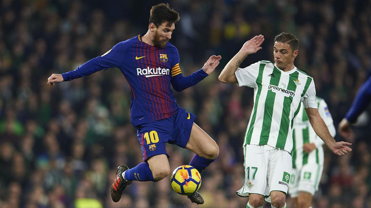 Messi makes football better, says beaten Real Betis goalkeeper