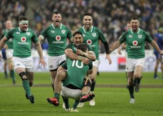 Sexton silences Stade de France with last gasp drop