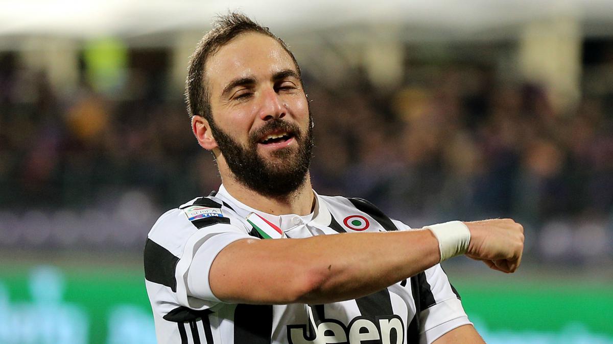 Juventus striker Higuain takes aim at critics again - AS.com