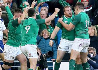 Ireland pile pressure on England with bonus-point win