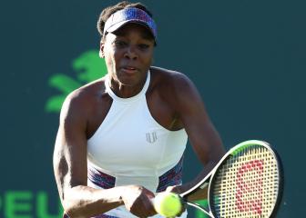 Wozniacki exits but Venus, Konta cruise through in Miami