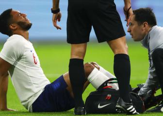 Ankle injury rules Gomez out of England squad to host Italy