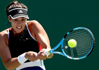 Muguruza cruises as Kasatkina dances in Charleston
