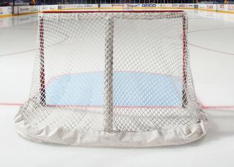 Fourteen killed in crash involving Canadian junior ice hockey team