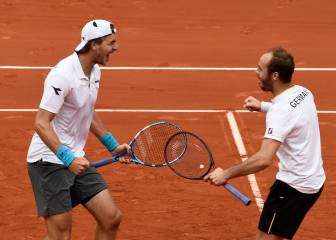 Germany edge in front ahead of Nadal-Zverev clash in Valencia