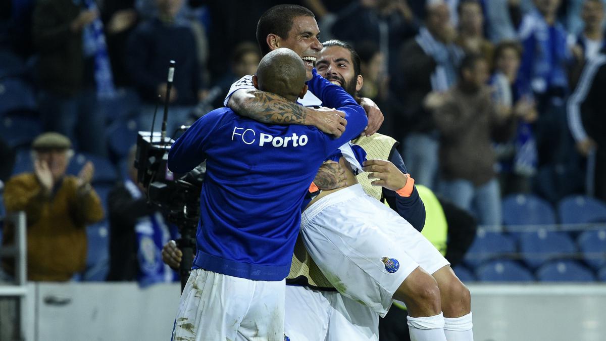 Porto crowned Portuguese champions after Benfica-Sporting draw