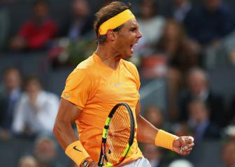 Nadal returns to winning ways with Dzumhur demolition