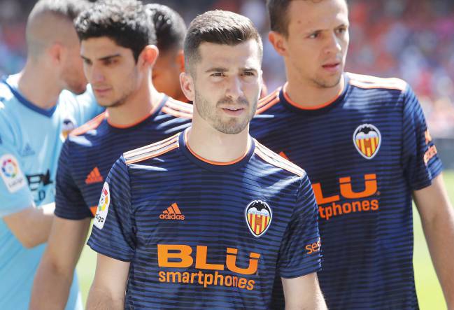 Jose Luis Gaya Signs New Five Year Valencia Contract As Com