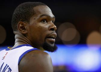 Durant scores 43 as Warriors take 3-0 lead over Cavs in NBA Finals