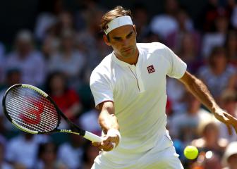 Agassi confounded by 